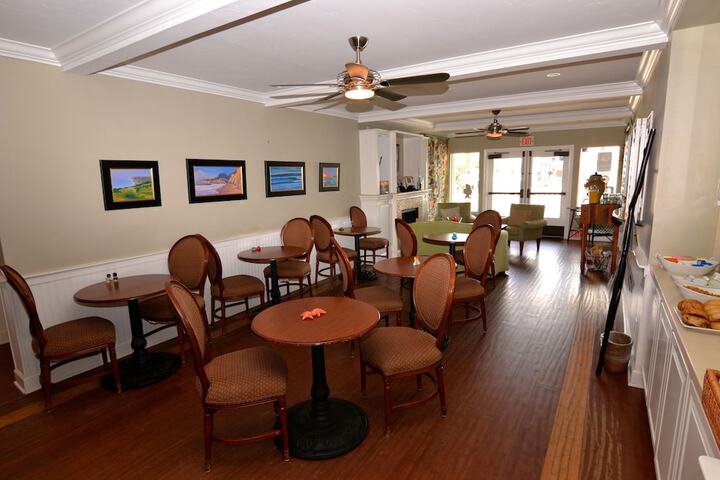 Hotel Interior 12 of 34