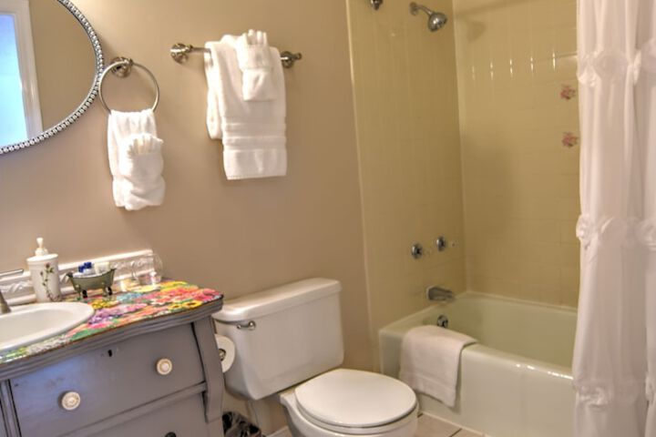 Blue Mountain Mist Country Inn & Spa