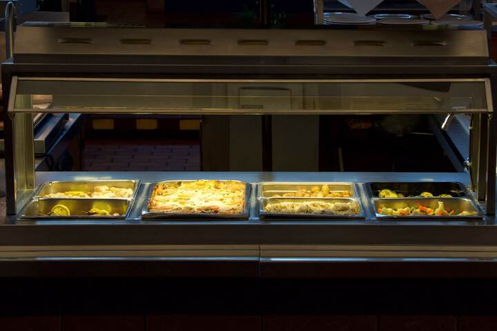 Dining 35 of 48