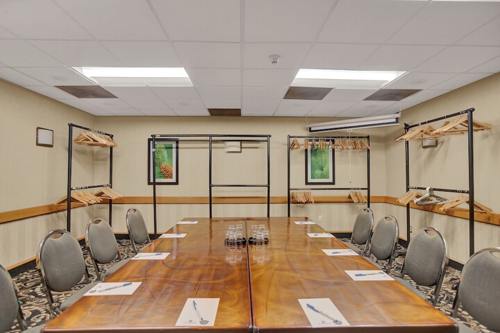 Superior Inn Hotel and Conference Centre Thunder Bay