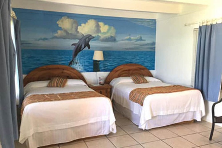 Room 16 of 32