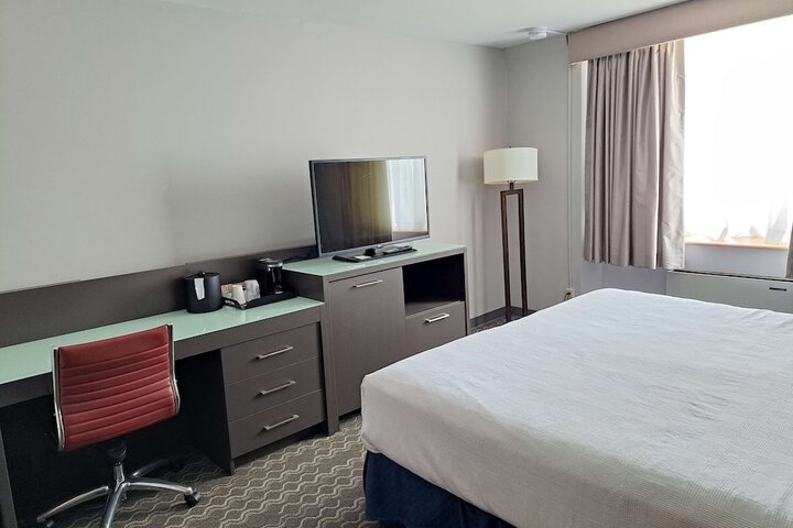 Room 47 of 66