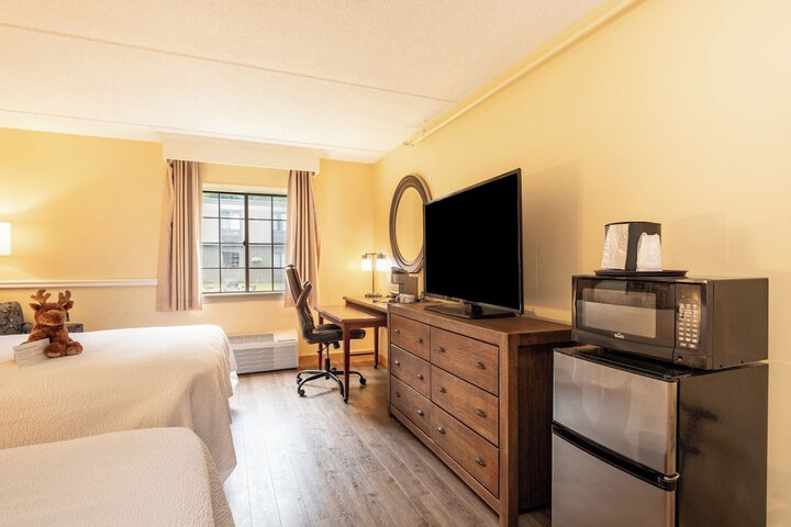 Fireside Inn & Suites West Lebanon