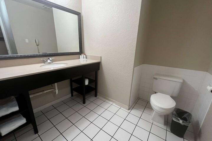 Room 35 of 45
