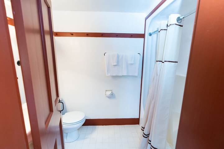 Room 48 of 72