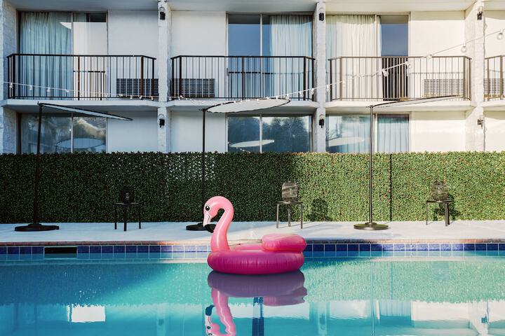 Pool 5 of 42