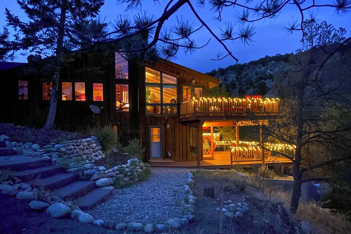 Buena Vista Retreat: Steps To Arkansas River!