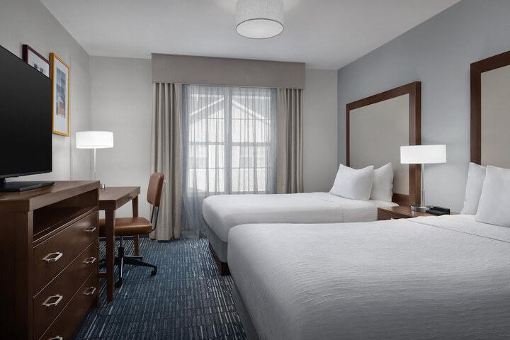 Homewood Suites by Hilton Newark-Cranford