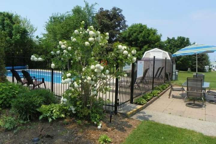 Pool 5 of 51