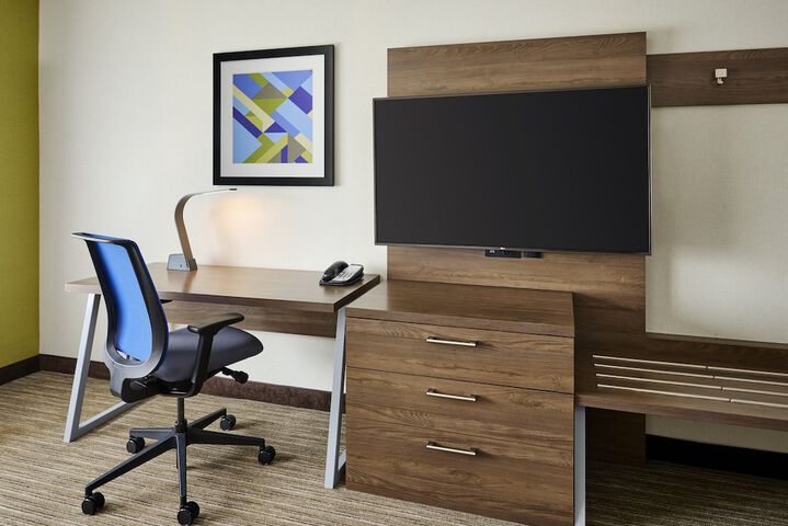 Holiday Inn Express and Suites Brantford by IHG