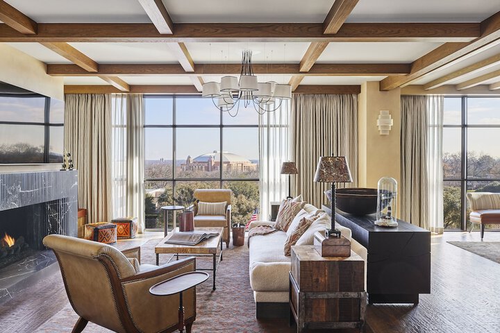 Bowie House Auberge Collection