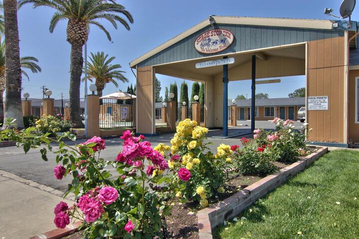 Hotel 4 of 29