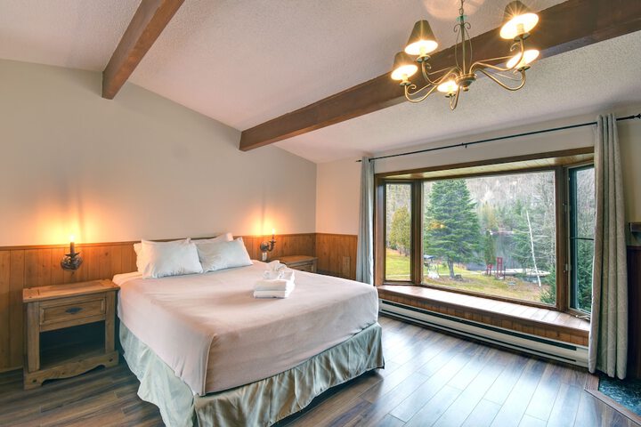 Room 40 of 54