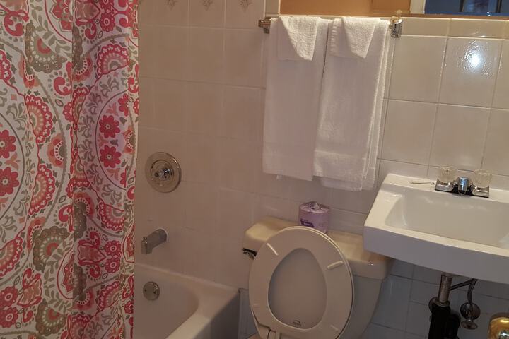 Room 14 of 23