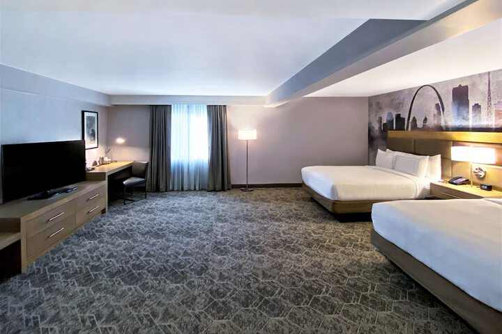 Room 46 of 71