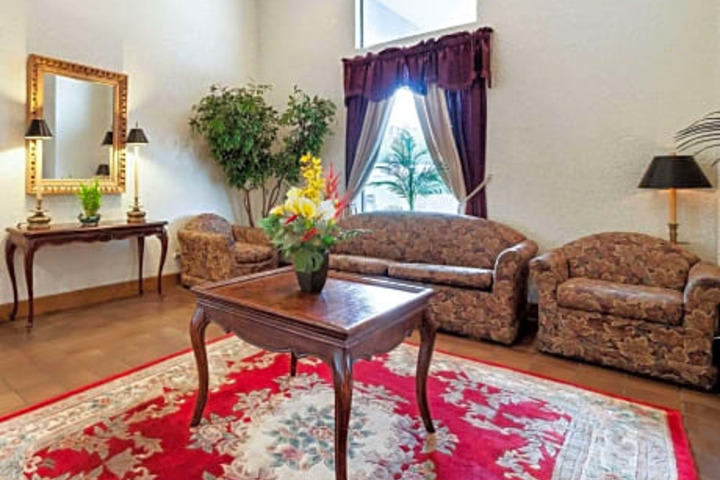 Jasper Inn & Suites
