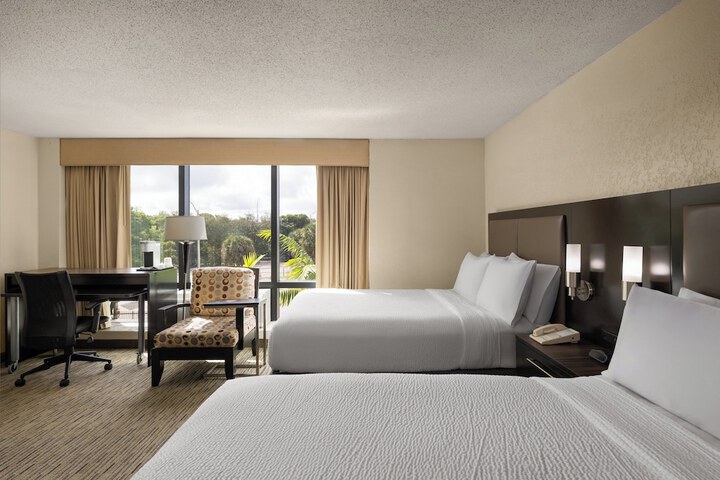 Holiday Inn Miami - International Airport by IHG