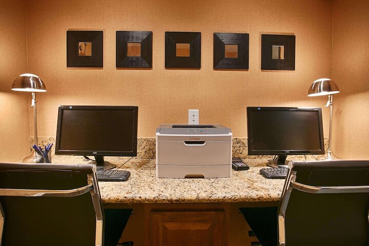Best Western Plus Rancho Cordova Inn