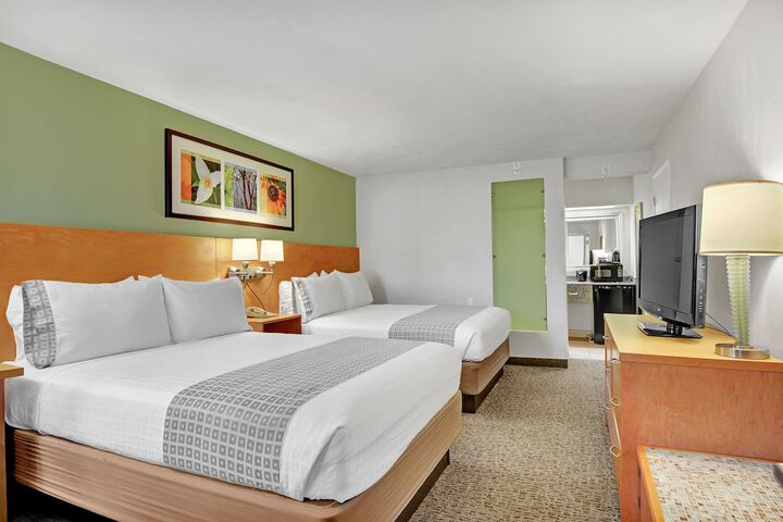 Room 16 of 25