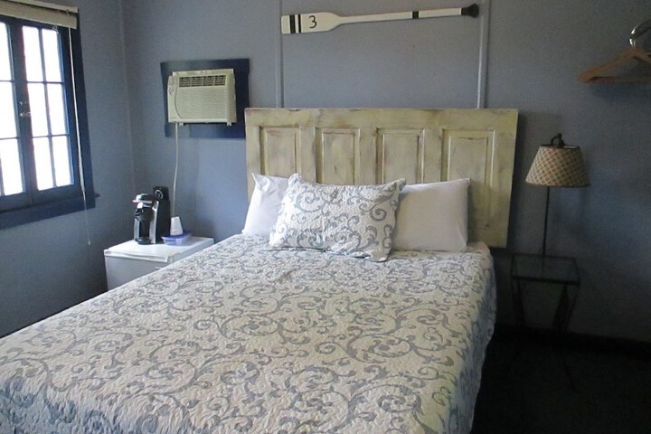 Room 64 of 91