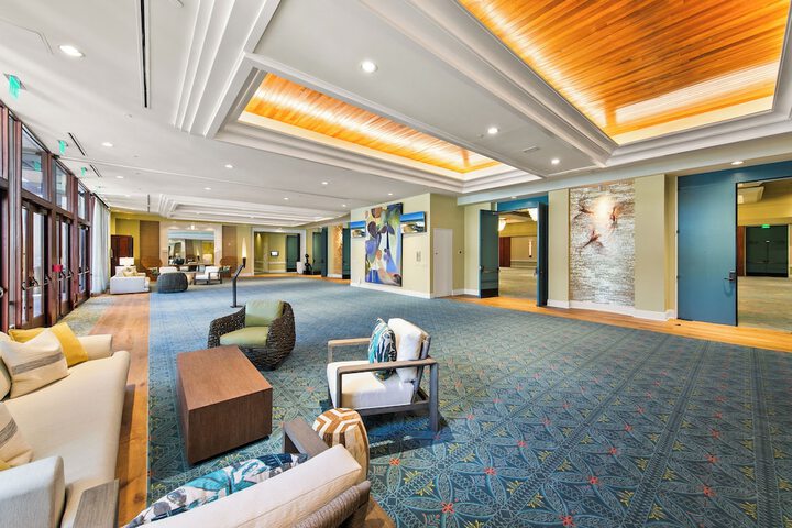 Paradise Point Resort & Spa