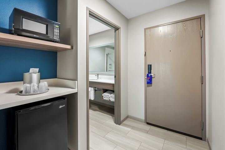 Holiday Inn Express Hotel & Suites Wabash by IHG
