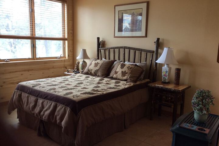 Elktrace Bed & Breakfast