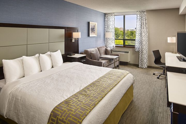 Waterfront Hotel Downtown Burlington