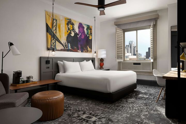 Room 16 of 56