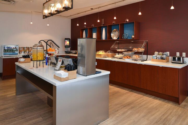 Breakfast/Coffee Service 13 of 16