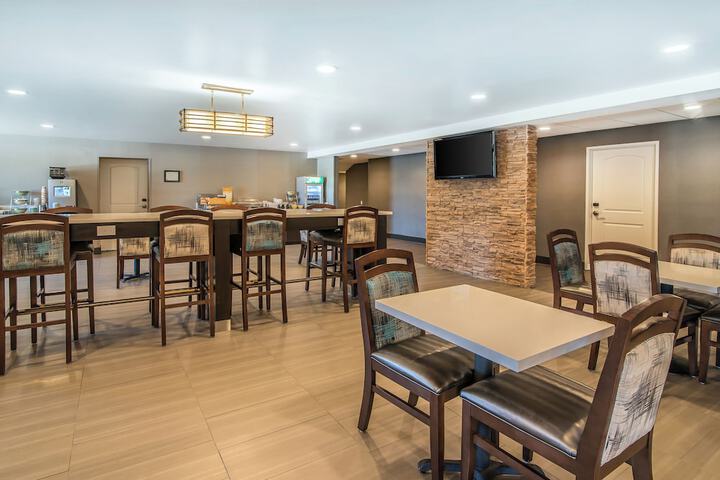 Elevate Hotel at Sierra Blanca