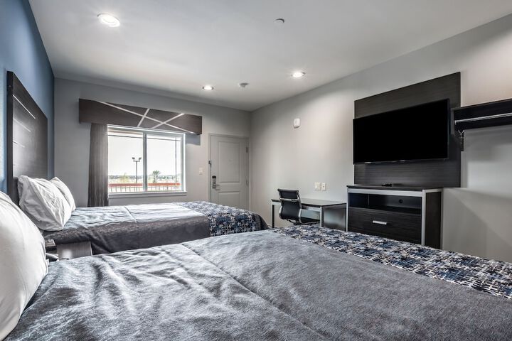 Room 11 of 22