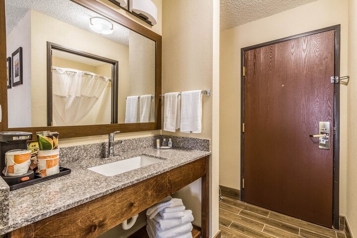 Comfort Inn Norwalk - Sandusky