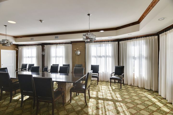 Business Center 307 of 308