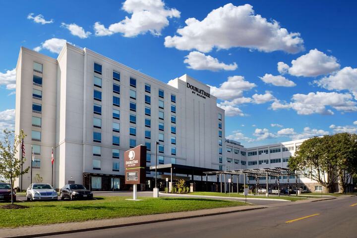 Hotel 5 of 117