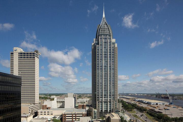 Renaissance Mobile Riverview Plaza Hotel