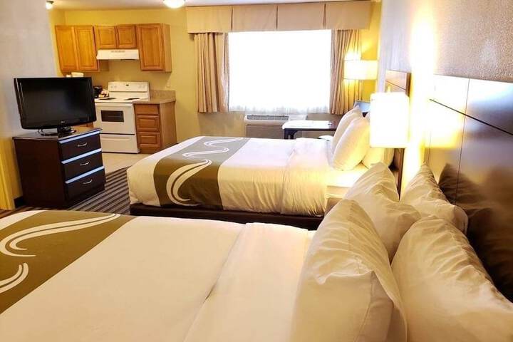 Quality Inn & Suites Vancouver - Hazel Dell
