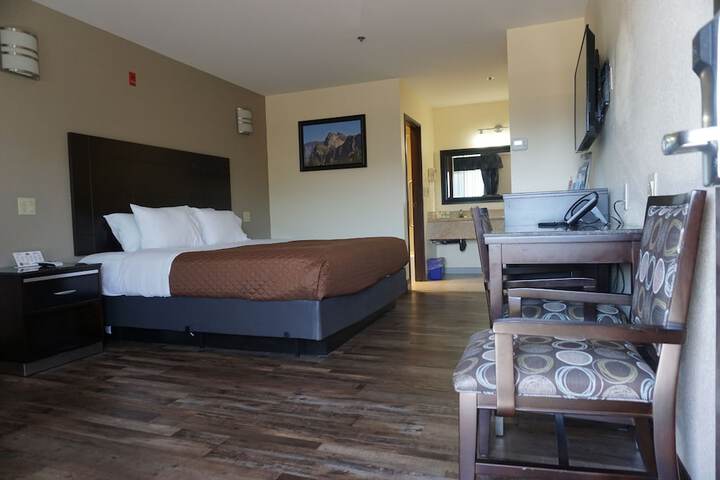 Yosemite Sierra Inn