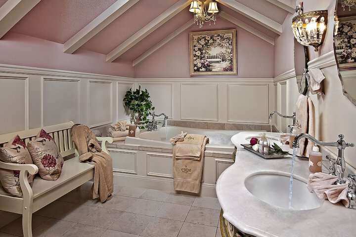 Hot Tub 121 of 145