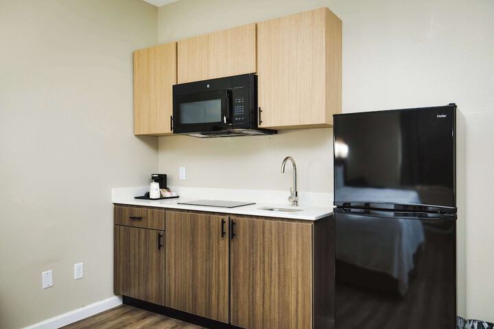 SureStay Studio by Best Western Conroe Downtown