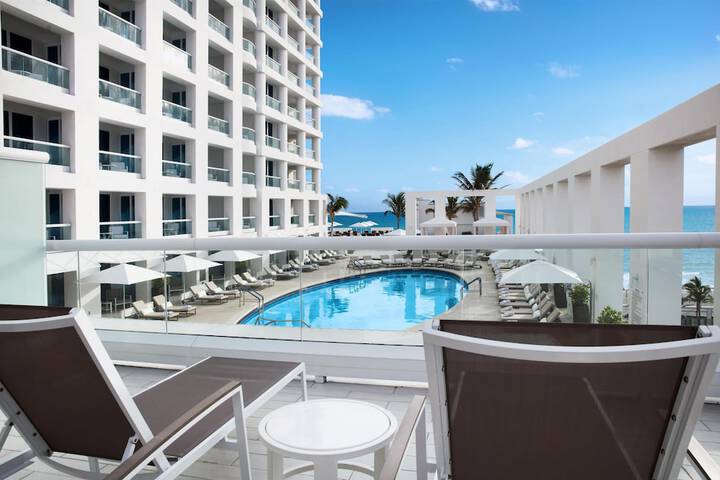 Conrad Fort Lauderdale Beach