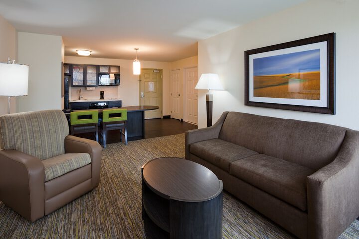 Candlewood Suites Dickinson ND by IHG