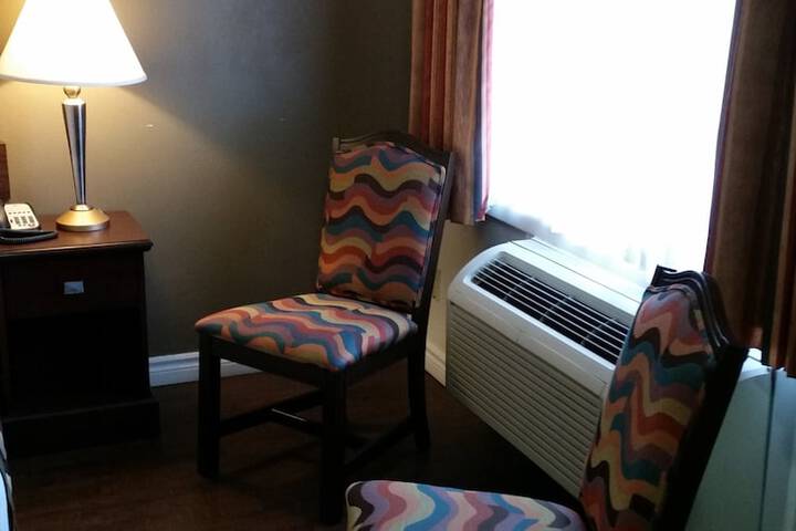 Room 20 of 37
