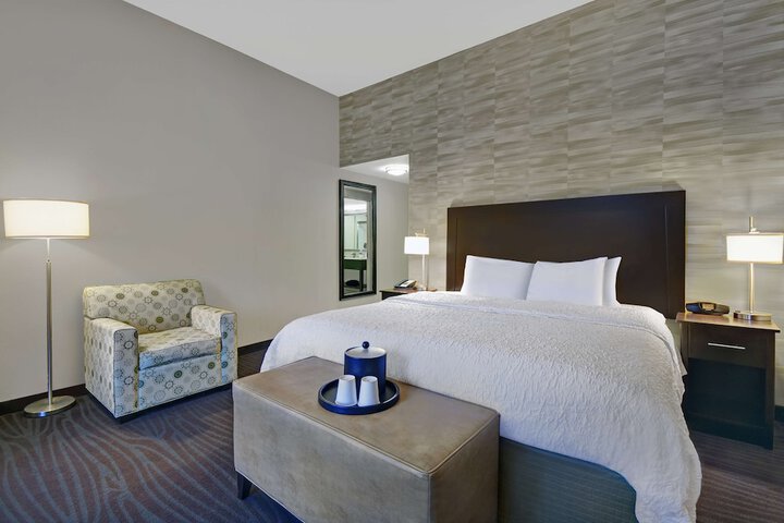 Room 15 of 51