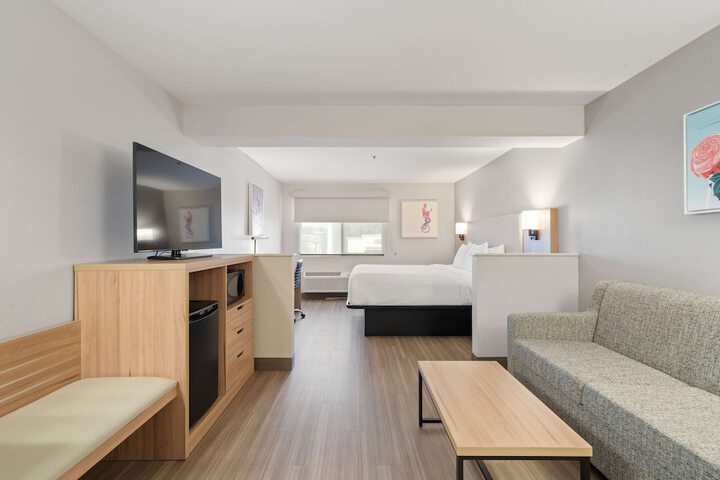 Best Western Lake Oswego / Portland Hotel & Suites