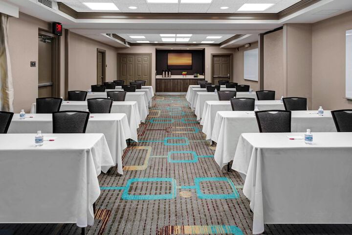 Residence Inn by Marriott Cleveland Independence