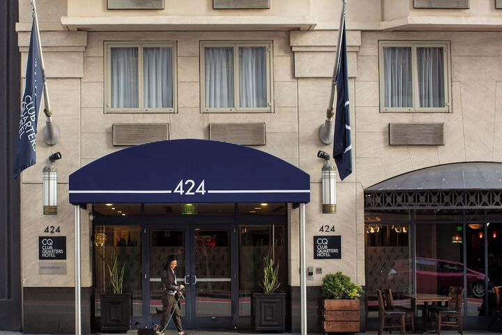 Hotel 6 of 61
