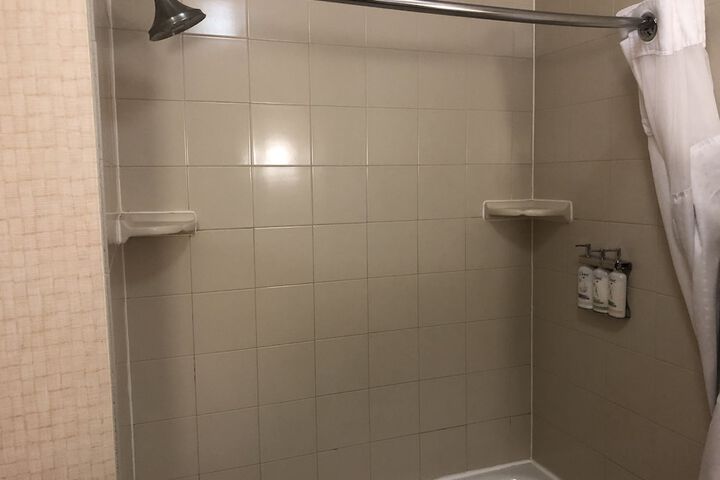 Room 11 of 47