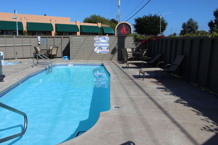 Pool 4 of 60