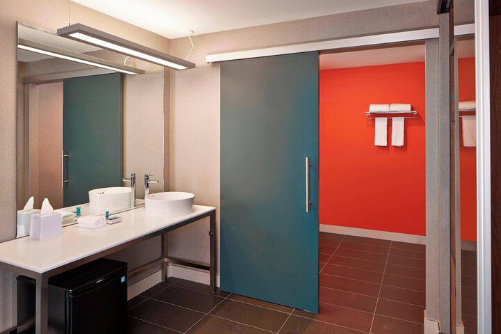 Aloft by Marriott Seattle Redmond